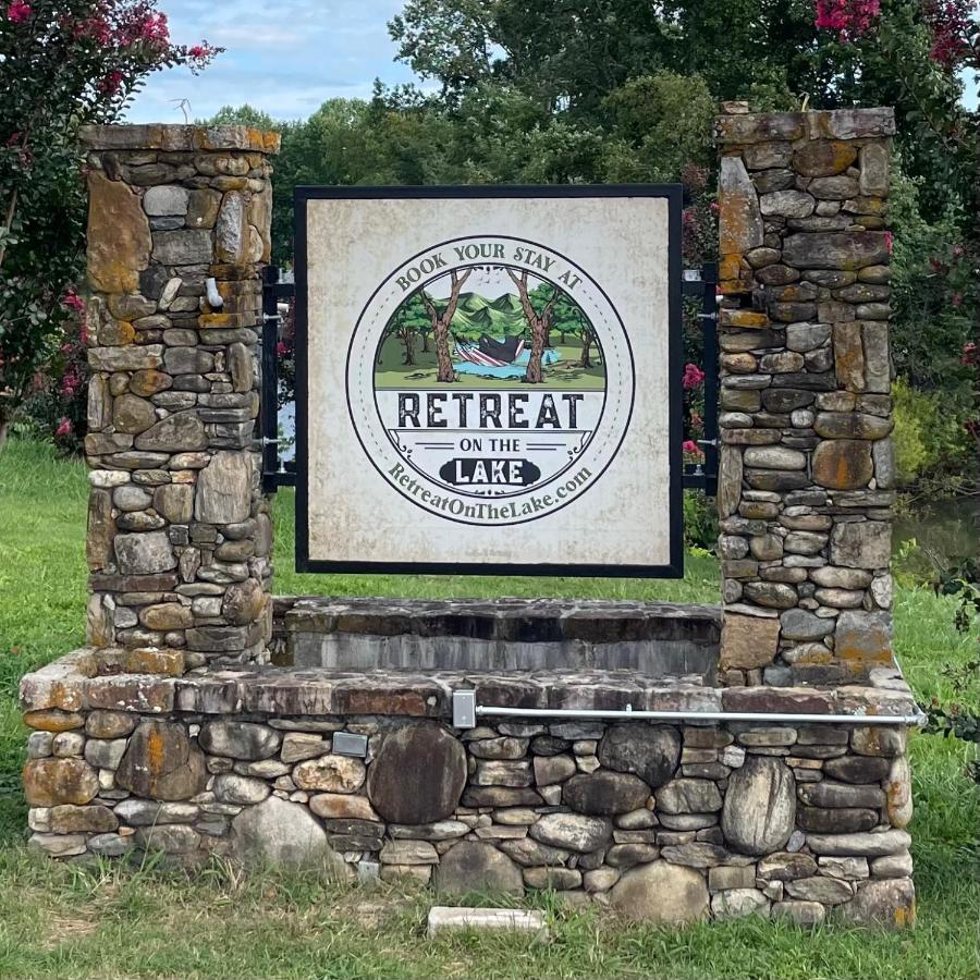 Retreat On The Lake Hiawassee Exterior foto